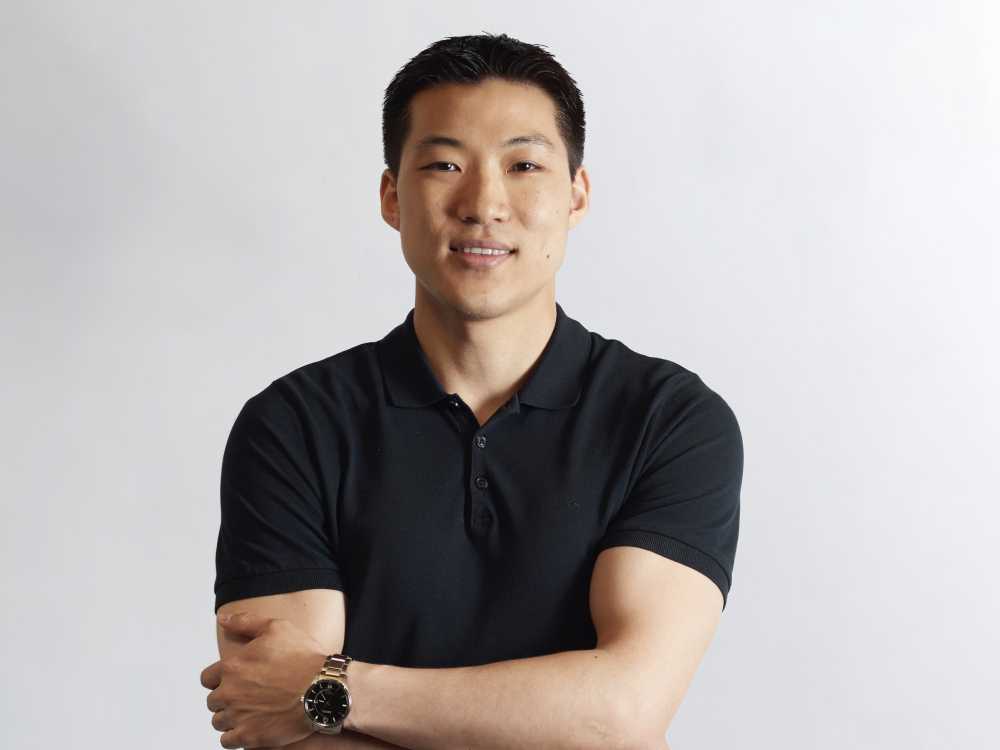 featured image thumbnail for team member Victor Wang